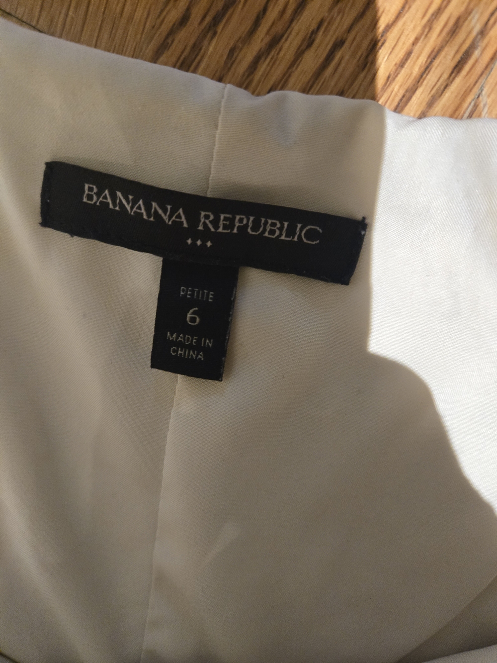 Banana Republic Sleeveless Wide-Leg Jumpsuit in Natural Beige - Size 6P - Picture 6 of 11